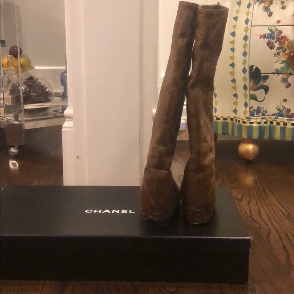 Chanel quilted knee high “riding” boots - Picture 4 of 6